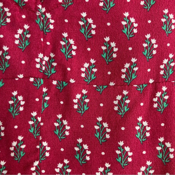 NWT Olivaceous Women’s fuschia short sleeve milkmaid crop top, Sz L - Picture 4 of 17